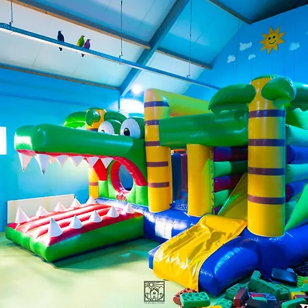 Goldenescape 6p Vip Met Royale Tuin En Hottub 110 בית נופש Ewijk