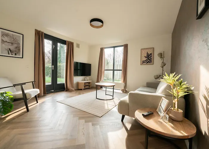 Goldenescape 6p Vip Met Royale Tuin En Hottub 110 Ewijk