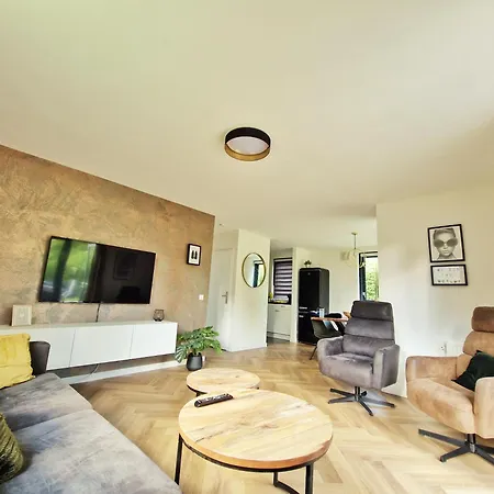 Goldenescape 6p Vip Met Royale Tuin En Hottub 110 Ewijk